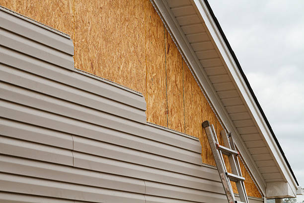 24/7 Emergency Vinyl Siding experts in New Albany, IN